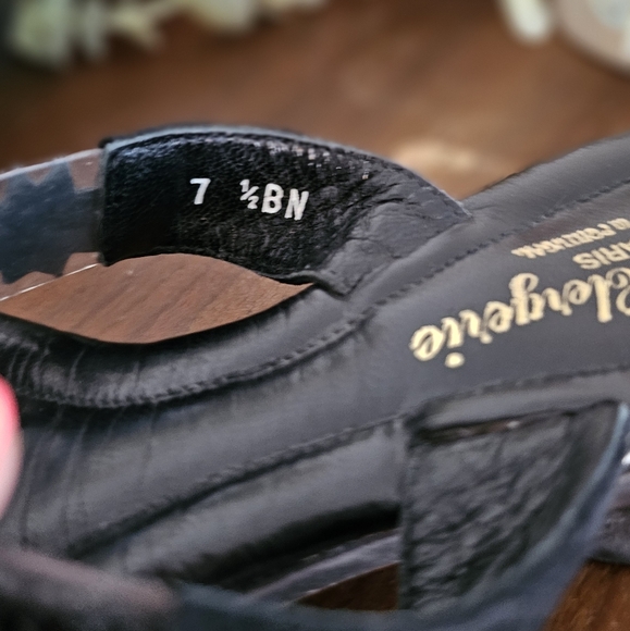 EUC Robert Clergerie 7.5NB black suede and beaded mesh low heeled sandals - Picture 6 of 8